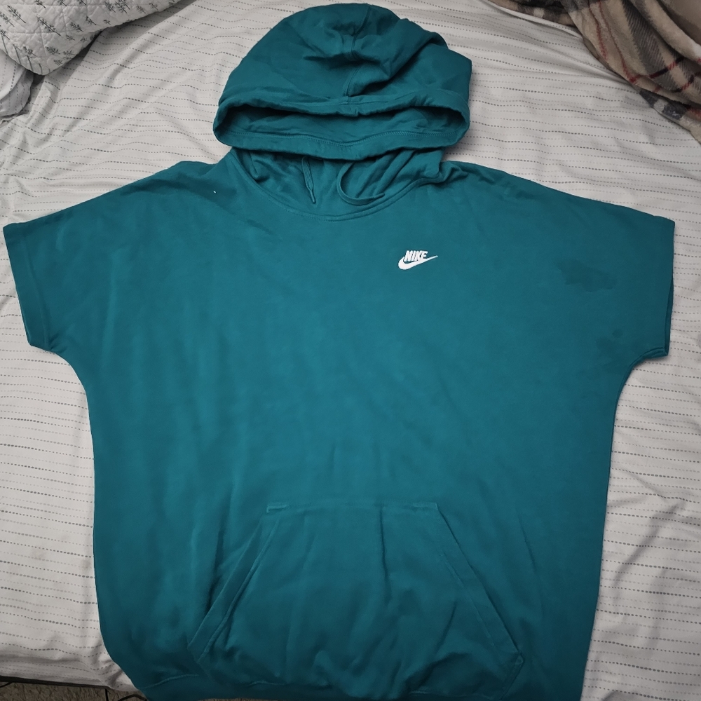 Nike Womens long Pullover Sweater Hoodie Short Sleeve